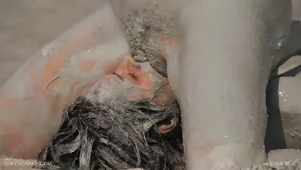 বাঁড়ার চোদা চোদি ভিডিও রস খাবার ব্লজব হাতের কাজ