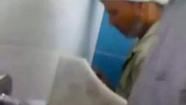 বহু পুরুষের এক চুদি ভিডিও নারির